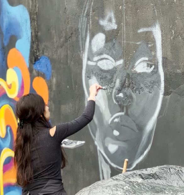 Grafite no Bemviver Lopes de Oliveira